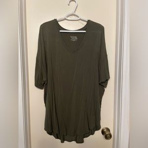 Time & Tru Olive Short Sleeve Tunic Shirt